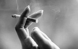 出国看病机构诠释 为什么不吸烟也可能患上肺癌？