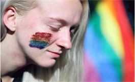 多数 LGBTQI+ 癌症患者缺乏针对性别的资源