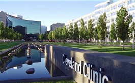 海外治疗 周期性的腹痛可能是囊性包块